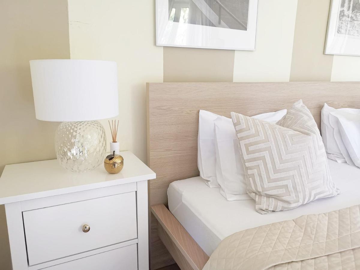 Bellevue Apartment With Ac & Heating & Terrace ブダペスト エクステリア 写真
