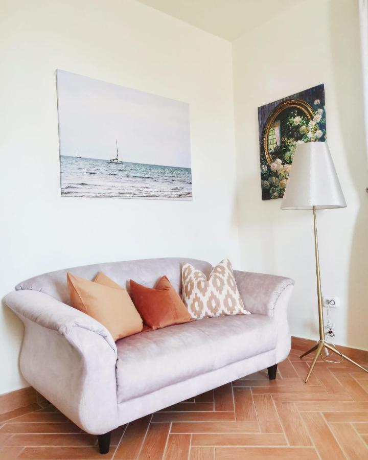 Bellevue Apartment With Ac & Heating & Terrace ブダペスト エクステリア 写真